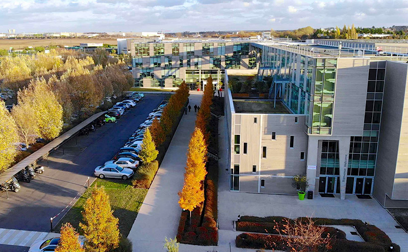 Aerial view of buildings in Manutan