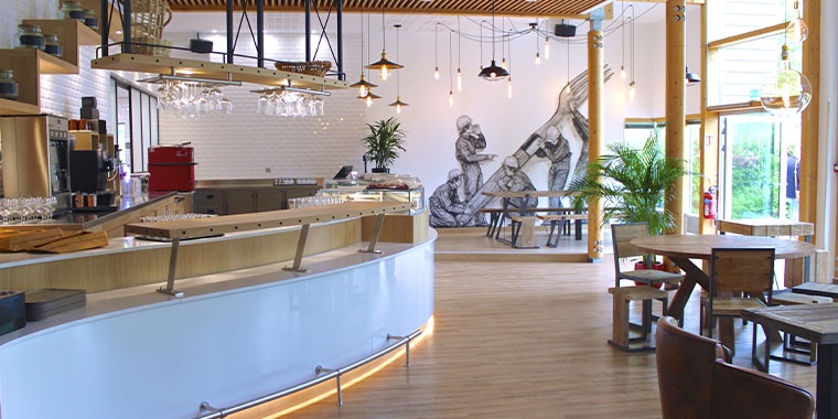 Photo de la cafétéria de manutan france