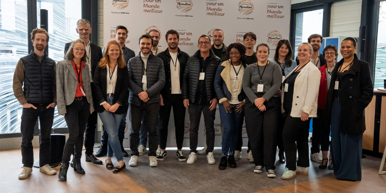 Photo de groupe avec l'équipe circulaire