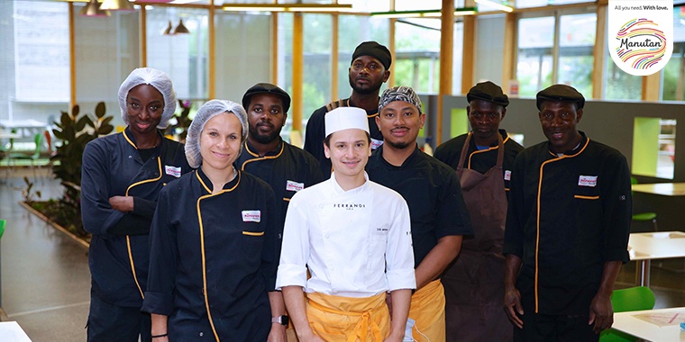 Photo of the restaurant team of Manutan France